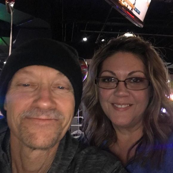 Meet your Posher, Michelle - Picture 1 of 2